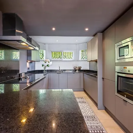 Vakantiehuis Cozy Townhouse Selwo *