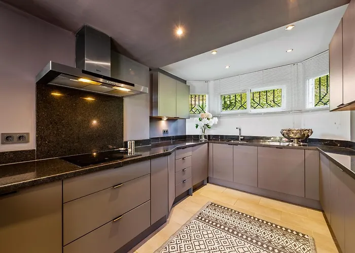 Cozy Townhouse Selwo Σπίτι διακοπών