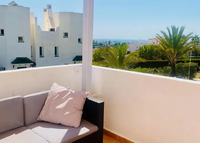 Cozy Townhouse Selwo Σπίτι διακοπών Εστεπόνα