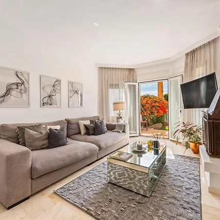 Casa de Férias Cozy Townhouse Selwo