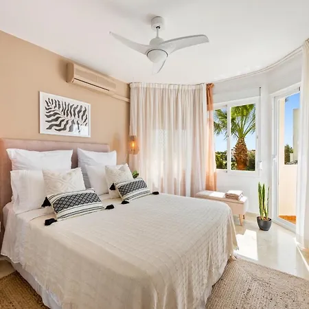 Cozy Townhouse Selwo Casa de Férias